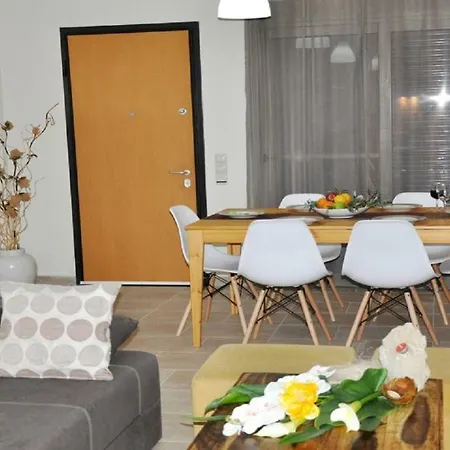 Mistral Seaview Homes Villa *